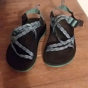 Chaco girls shoes